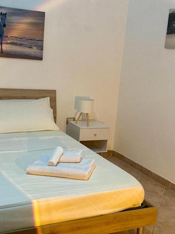 Postel nebo postele na pokoji v ubytování NewDesign - Apartment in the Heart of Sassari