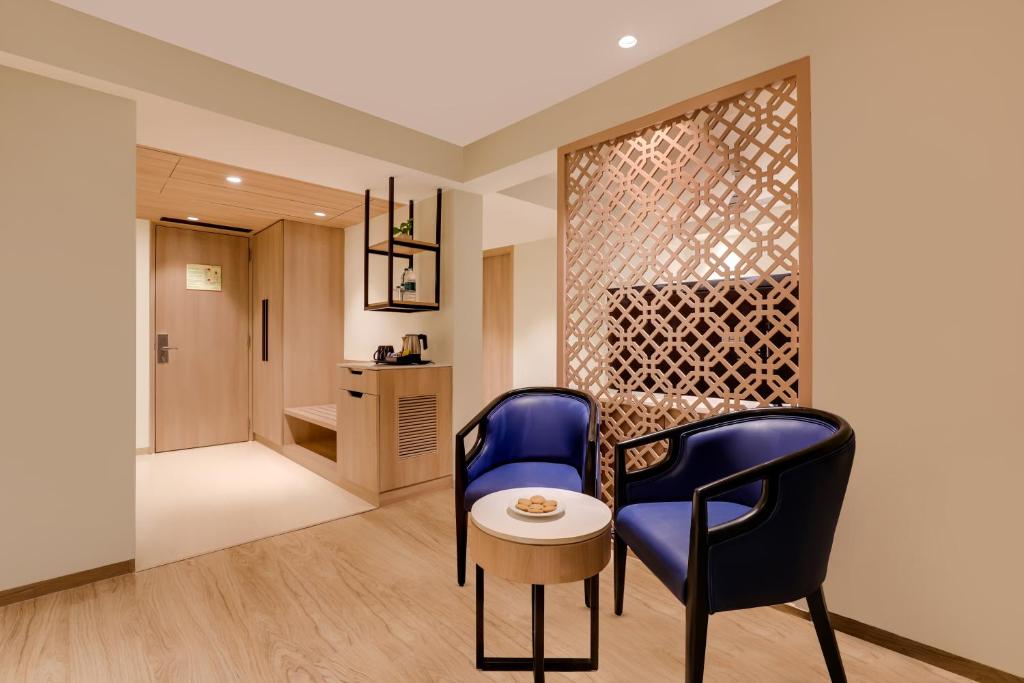 Kuchyň nebo kuchyňský kout v ubytování Keys Prima by Lemon Tree Hotels, Pimpri, Pune