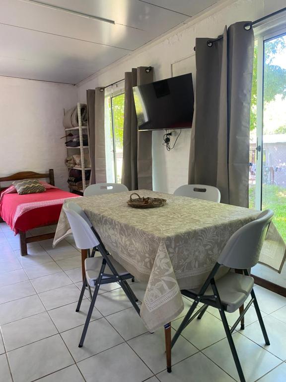 TV a/nebo společenská místnost v ubytování Casita del parque