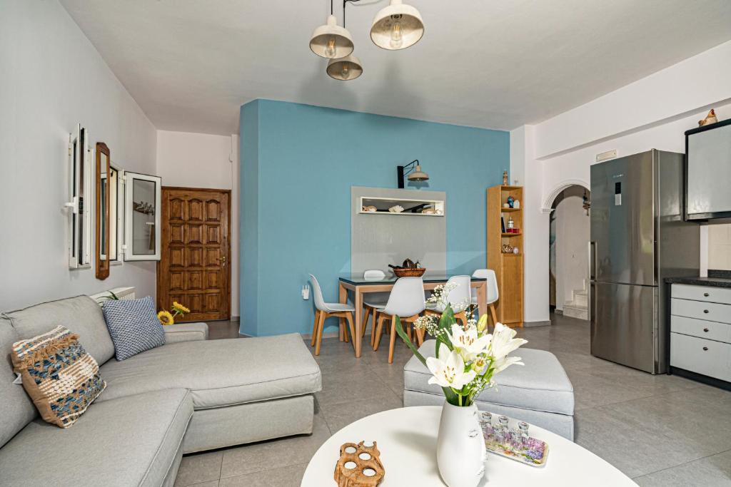 Kuchyňa alebo kuchynka v ubytovaní Big Blue Exclusive Beachfront Villa