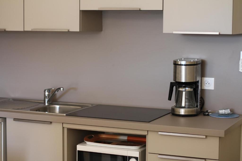 Hôtel et Résidence Ta Kladia - Omigna - Apartamento Superior De Una Habitación