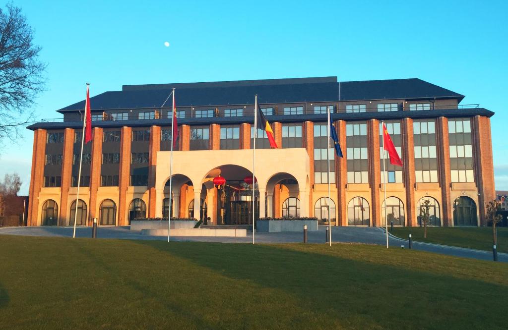 Tangla Hotel Brussels - Resim 7