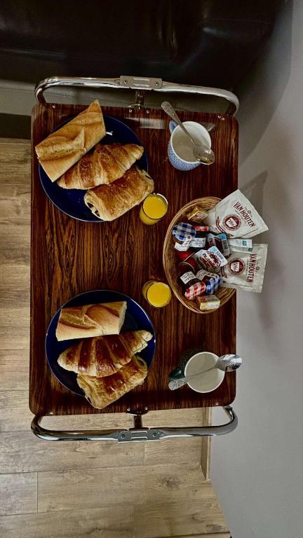 Jídlo v aparthotelu nebo okolí
