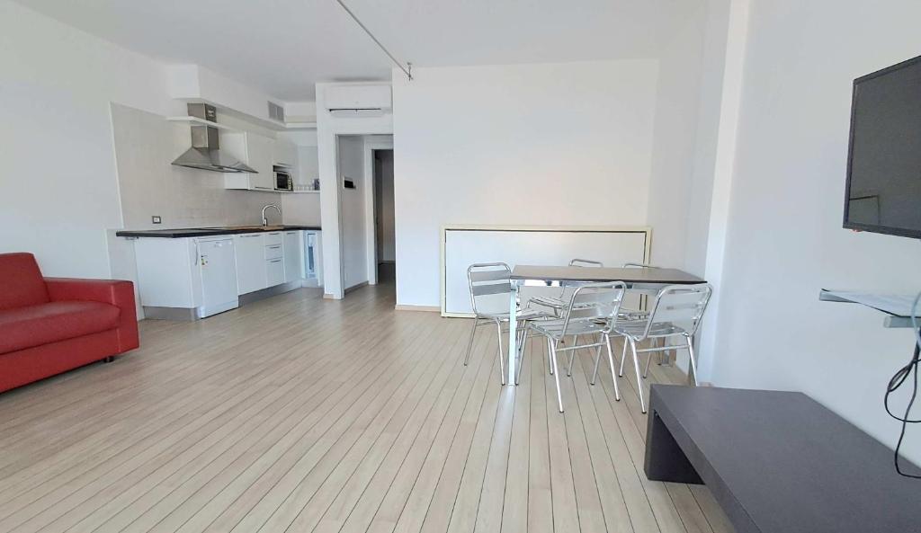 Kuchyň nebo kuchyňský kout v ubytování Villa Treccani Apartments