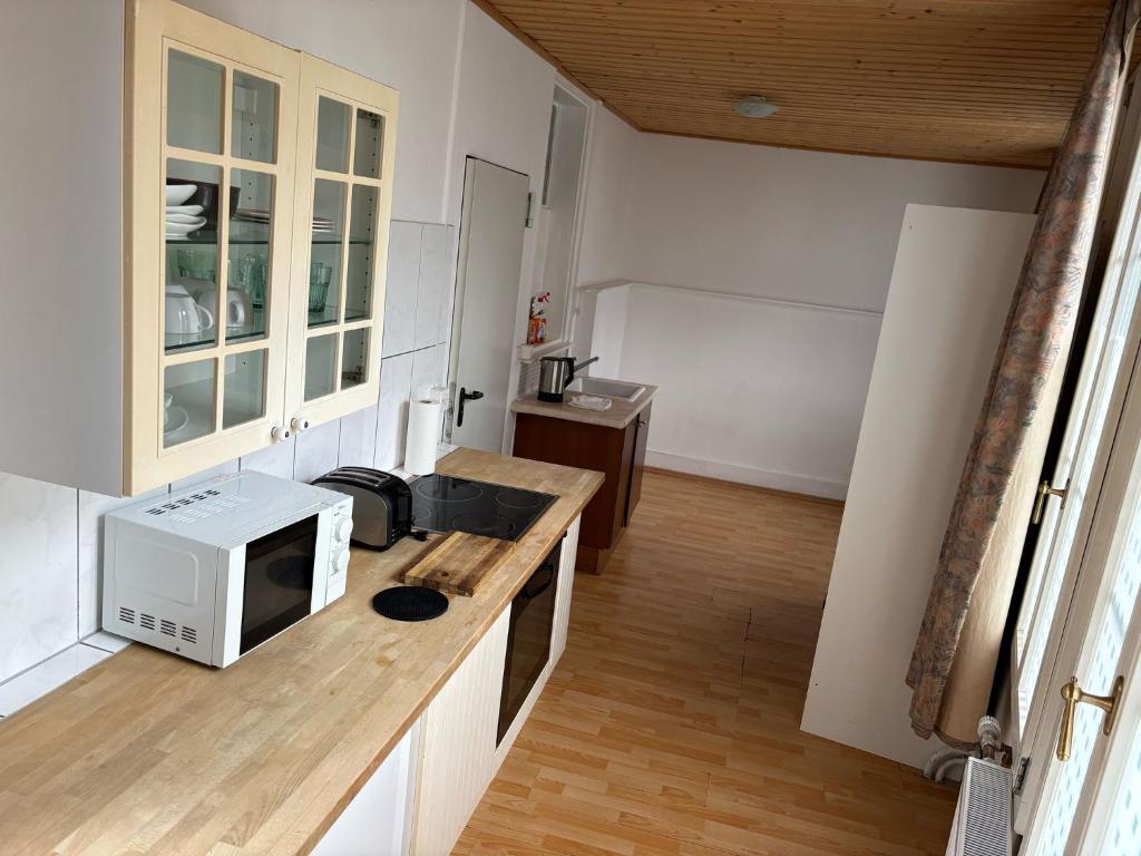 Interlaken Linda Inn Lodge - Resim 4