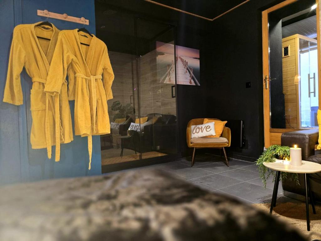 Zdjęcie z galerii obiektu Homelove Spa w mieście Neuilly-en-Thelle