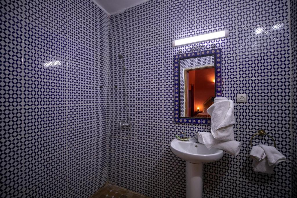 Koupelna v ubytování Dar Mchachti fes
