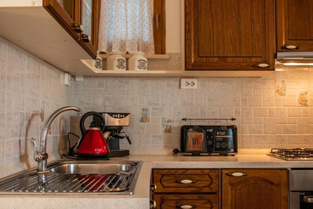 Kuchyňa alebo kuchynka v ubytovaní Apartments Kike