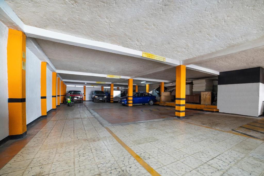Fotografie z fotogalerie ubytování Capital O Hotel Diez v destinaci Celaya