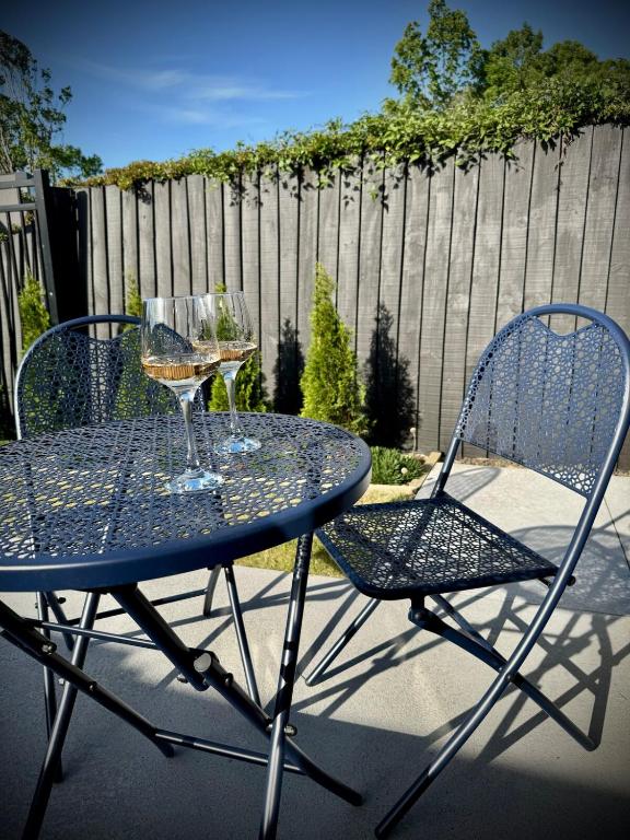 Luxury 2Bed2Bath Standalone Home With Parking - Resim 11