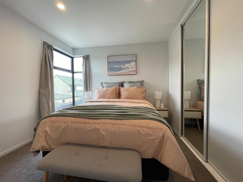 Luxury 2Bed2Bath Standalone Home With Parking - Resim 37