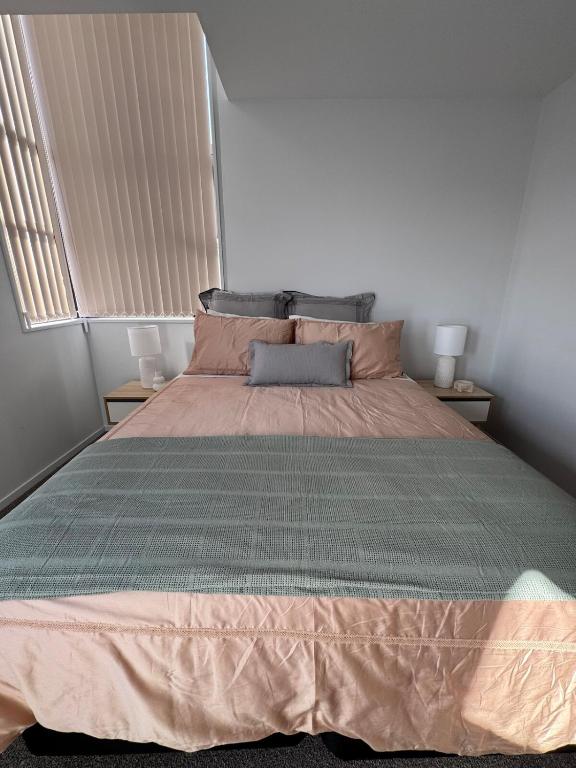 Luxury 2Bed2Bath Standalone Home With Parking - Resim 38