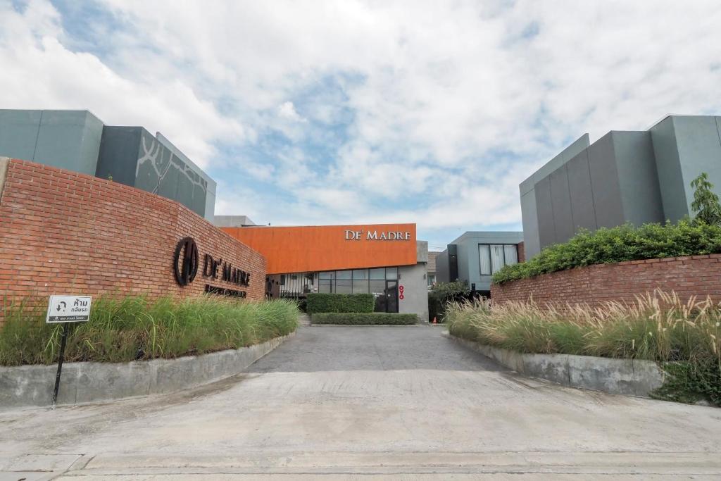 Photo de la galerie de l'établissement OYO 75368 Demadre Resort, à Ban Ko