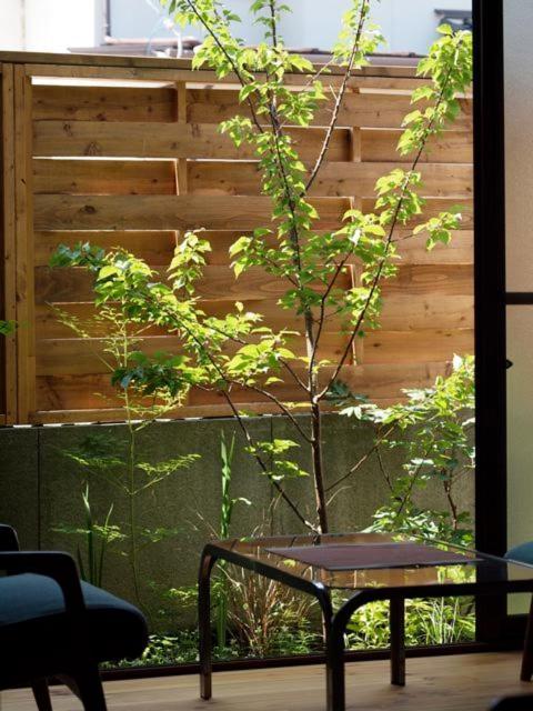 Zahrada ubytování Kamesei Ryokan