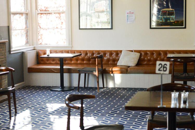 Blues Point Hotel - Resim 9