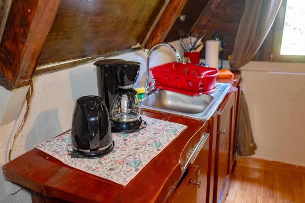 Una cocina o zona de cocina en La Casona entre el Bosque