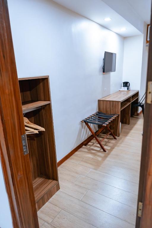 TV a/nebo společenská místnost v ubytování S Hotel & Residences