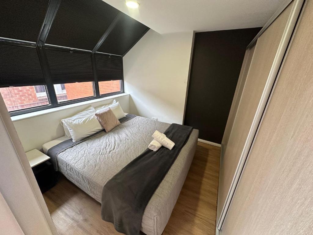 Boulevard on Beaumont - Resim 2