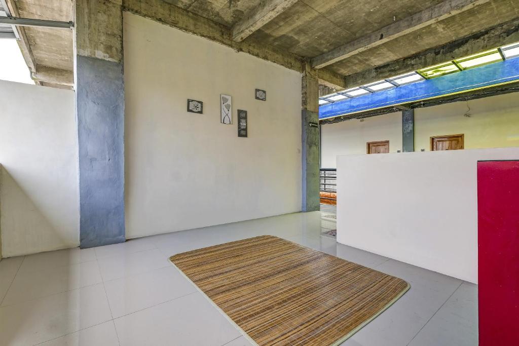 Fotografie z fotogalerie ubytování SUPER OYO 90905 Dangau Datuk Guesthouse v destinaci Ngabean