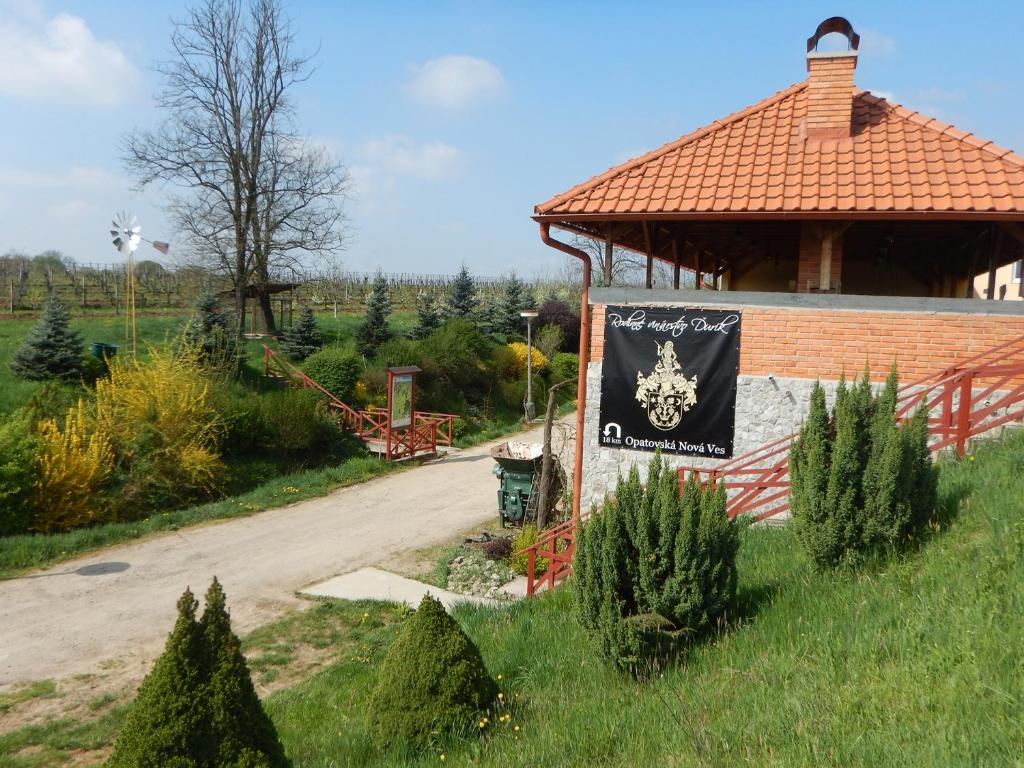 Penzión Rodinné Vinárstvo Ďurík - Housity
