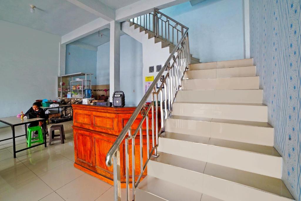 Fotografie z fotogalerie ubytování OYO 90922 Gurusinga Guesthouse v destinaci Medan