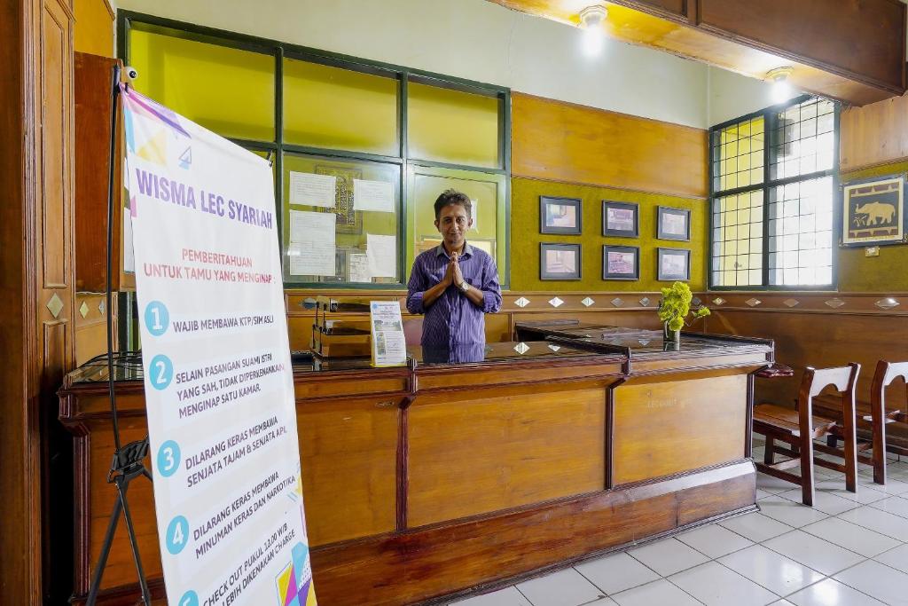 Huéspedes de SPOT ON 91064 Wisma Lec Syariah