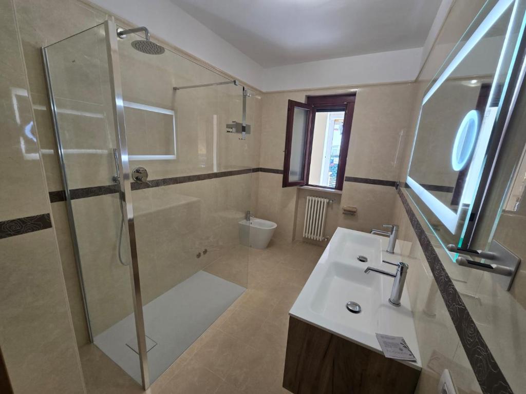 Koupelna v ubytování MaVa ROOMS