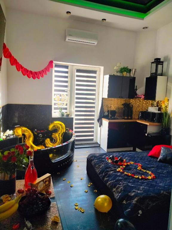 Kuchyňa alebo kuchynka v ubytovaní Apartament Czarny z Jacuzzi