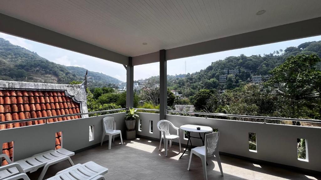 M&N Guesthouse Kata - Resim 9