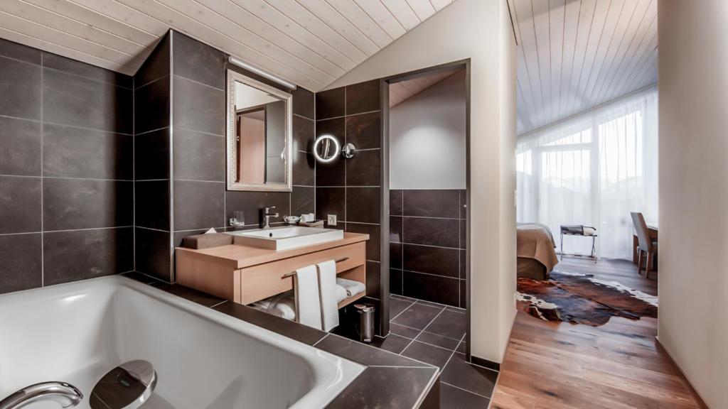 Koupelna v ubytování Valbella Resort