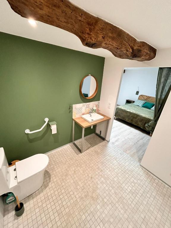 Chambres d'hôtes LA GRANGE DU PA de LA GROLLE - Double Room