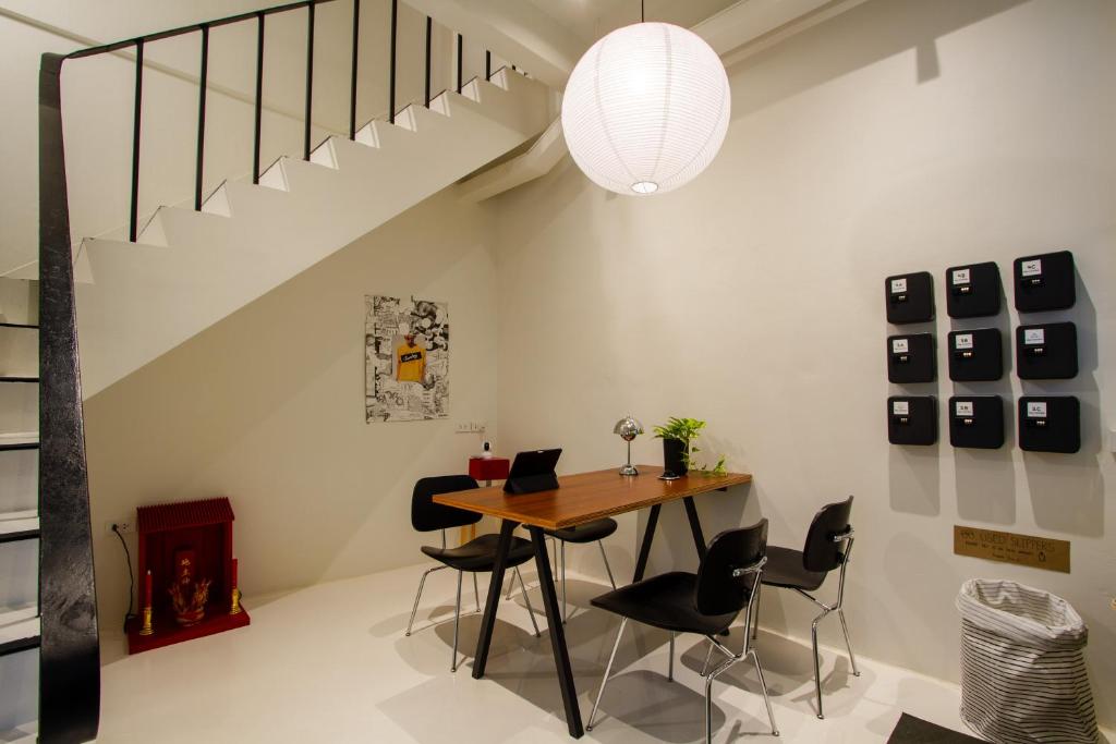 Dear Sunday Hometel Bangkok - Resim 25