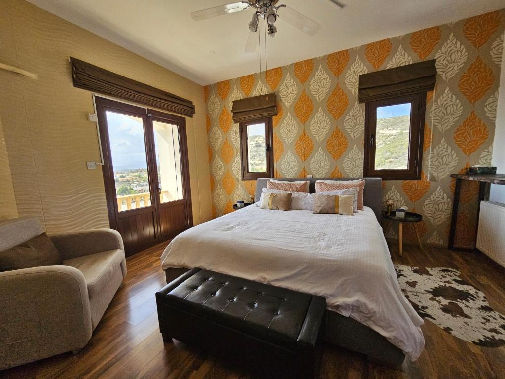 Postel nebo postele na pokoji v ubytování Kasparis View Residence