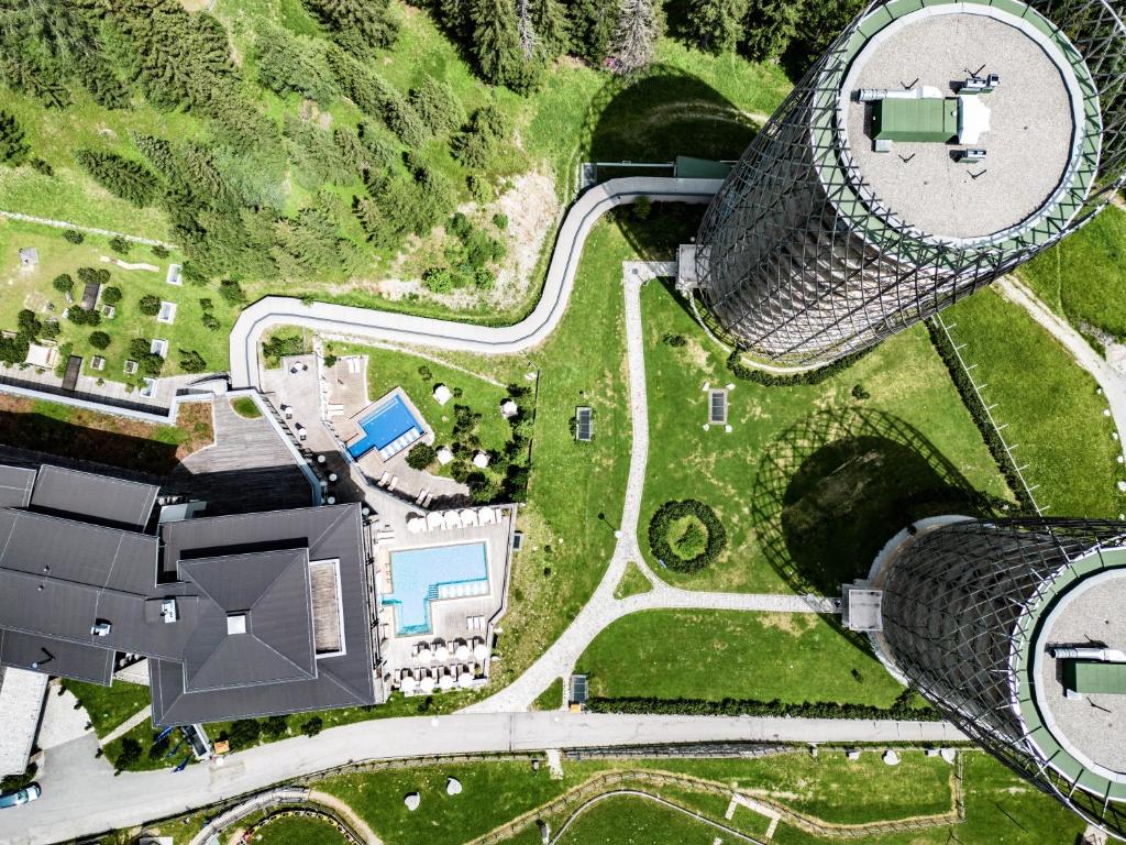 Pohľad z vtáčej perspektívy na ubytovanie Falkensteiner Residences edelweiss