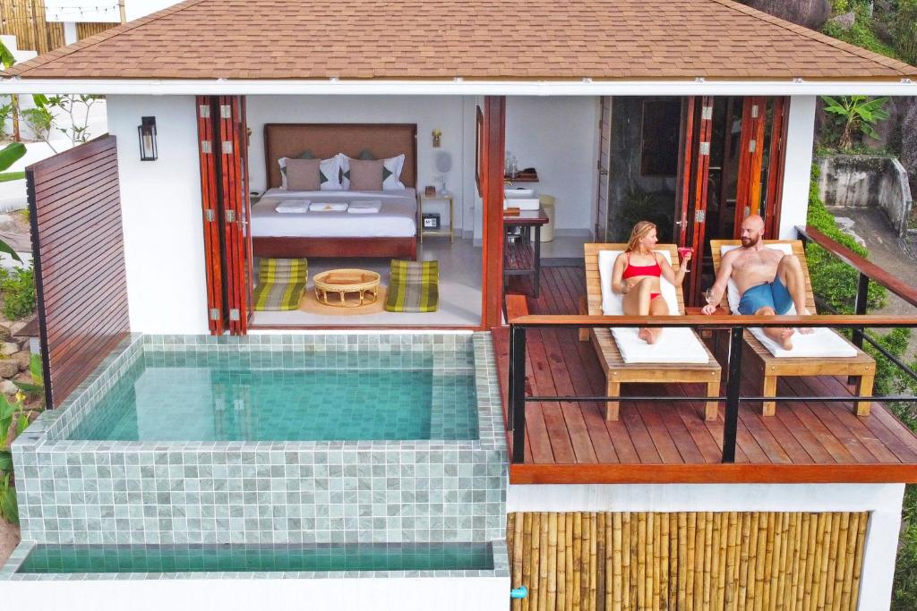 Bazén v ubytování Secret Garden Eco Pool Villas nebo v jeho okolí