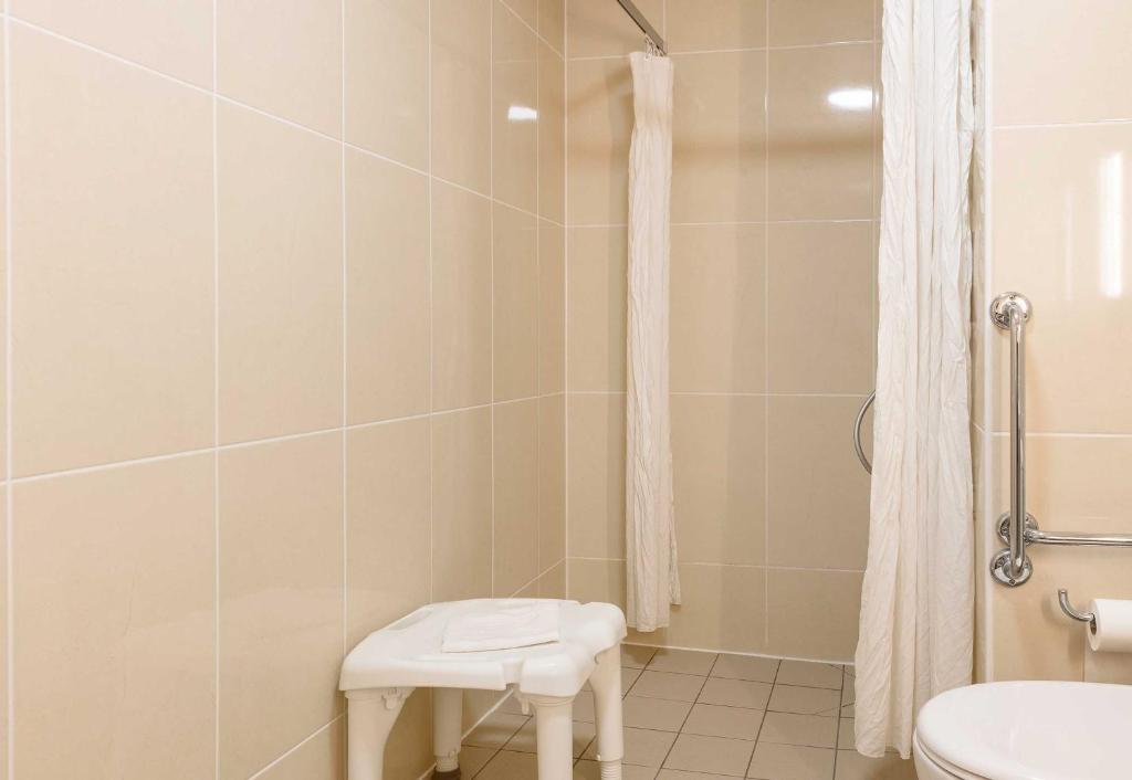 B&B HOTEL Toulouse Purpan Zénith - Resim 3