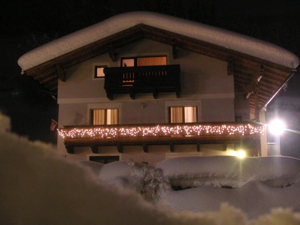 Budova, v ktorej sa apartmán nachádza
