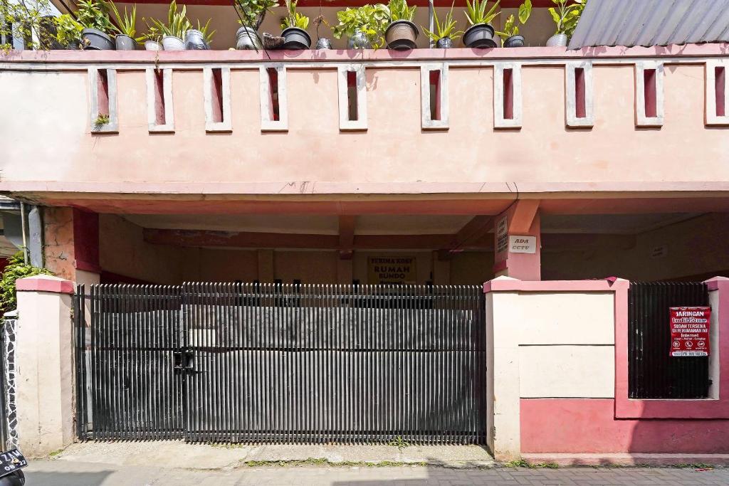 Exteriér nebo vchod ubytování SPOT ON 91367 Rumah Bundo Syariah