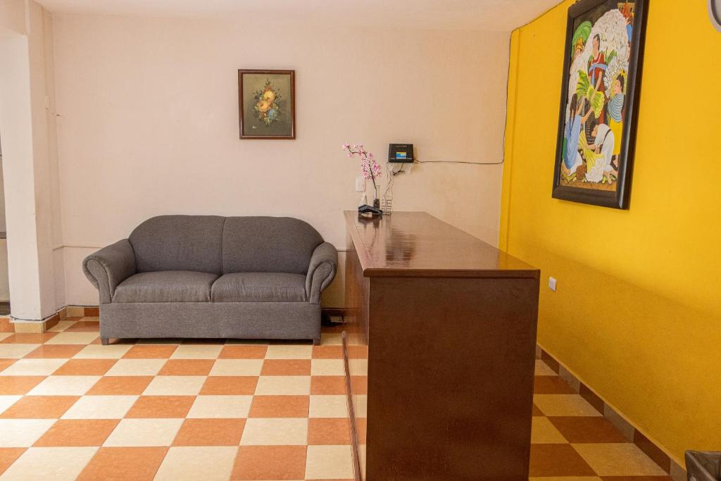Posezení v ubytování OYO Hotel Marías,Aeropuerto Internacional de Chetumal