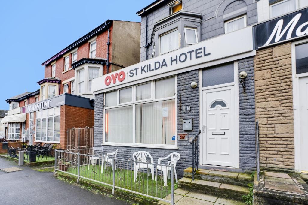 St Kildas, Blackpool Central - Resim 17