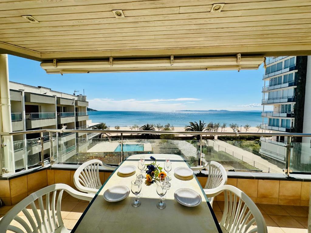 Balkón alebo terasa v ubytovaní Global Immo 3170 Hort De Mar E