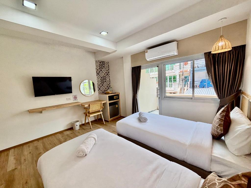 Charm Hostel at Pratumnak - Resim 35