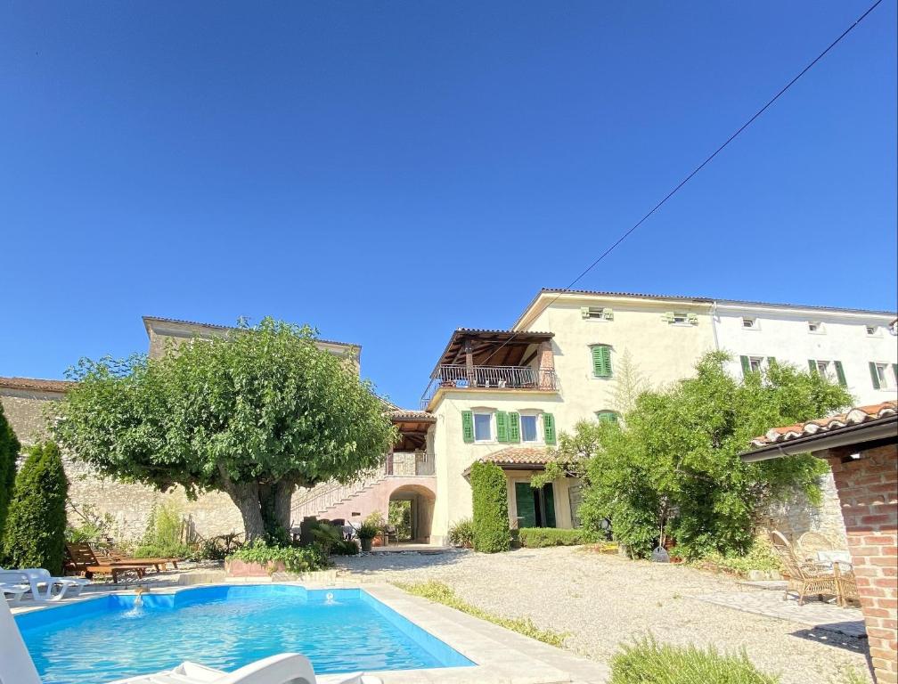 Villa Rose