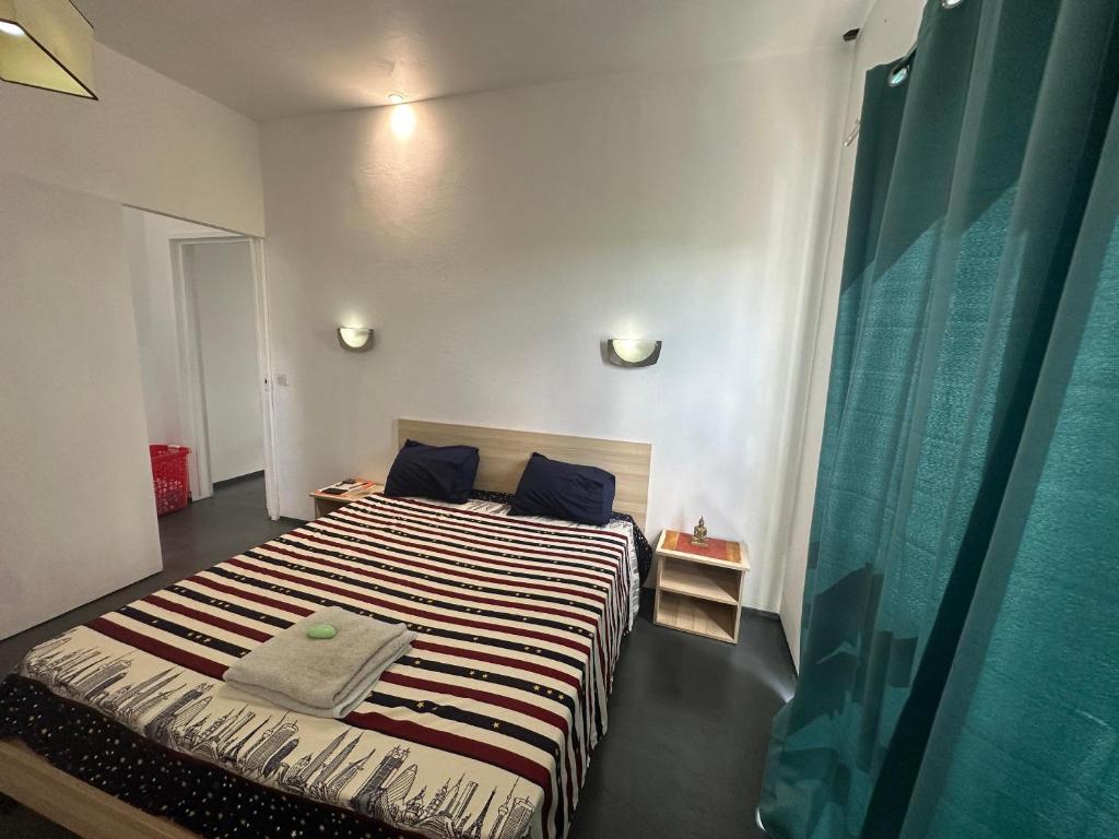 Postel nebo postele na pokoji v ubytování Rob's House