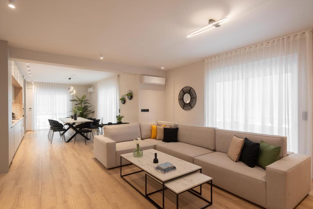 Upscale Apartment in Chalandri with Large Terrace