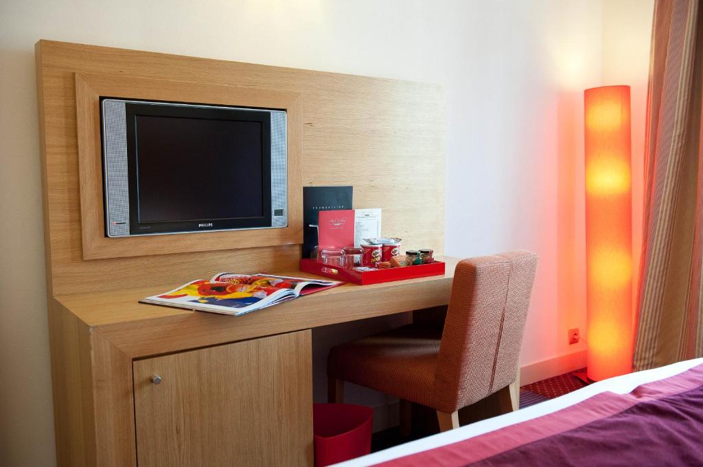 Westside Arc de Triomphe Hotel - Resim 43