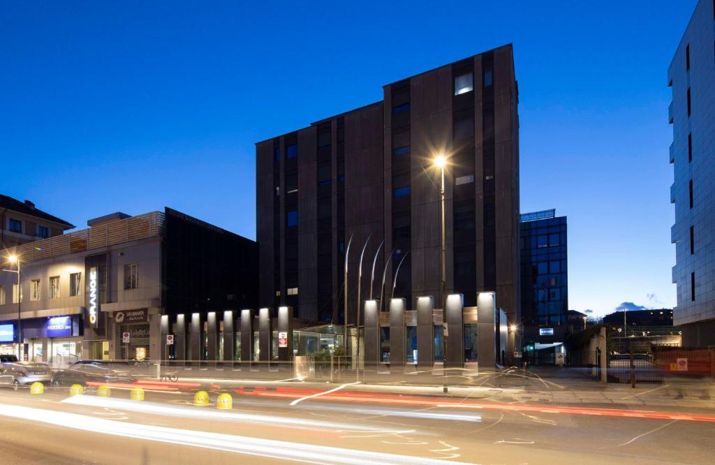 Best Western Plus Executive Hotel and Suites - Resim 8