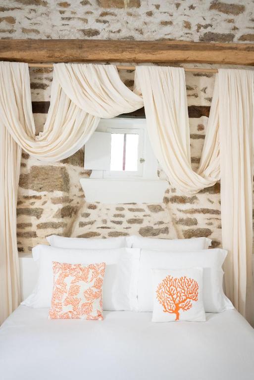 Manoir la Meffrais 1741-Chambres d'hôtes à 3 min de Dinan-Parking Privé - Habitación Doble Con Terraza