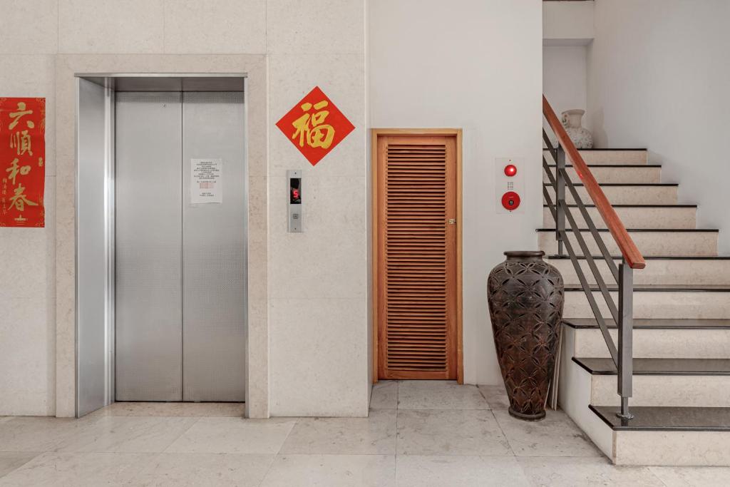 Fotografie z fotogalerie ubytování Golden Ocean Azure Hotel v destinaci Kchen-ting
