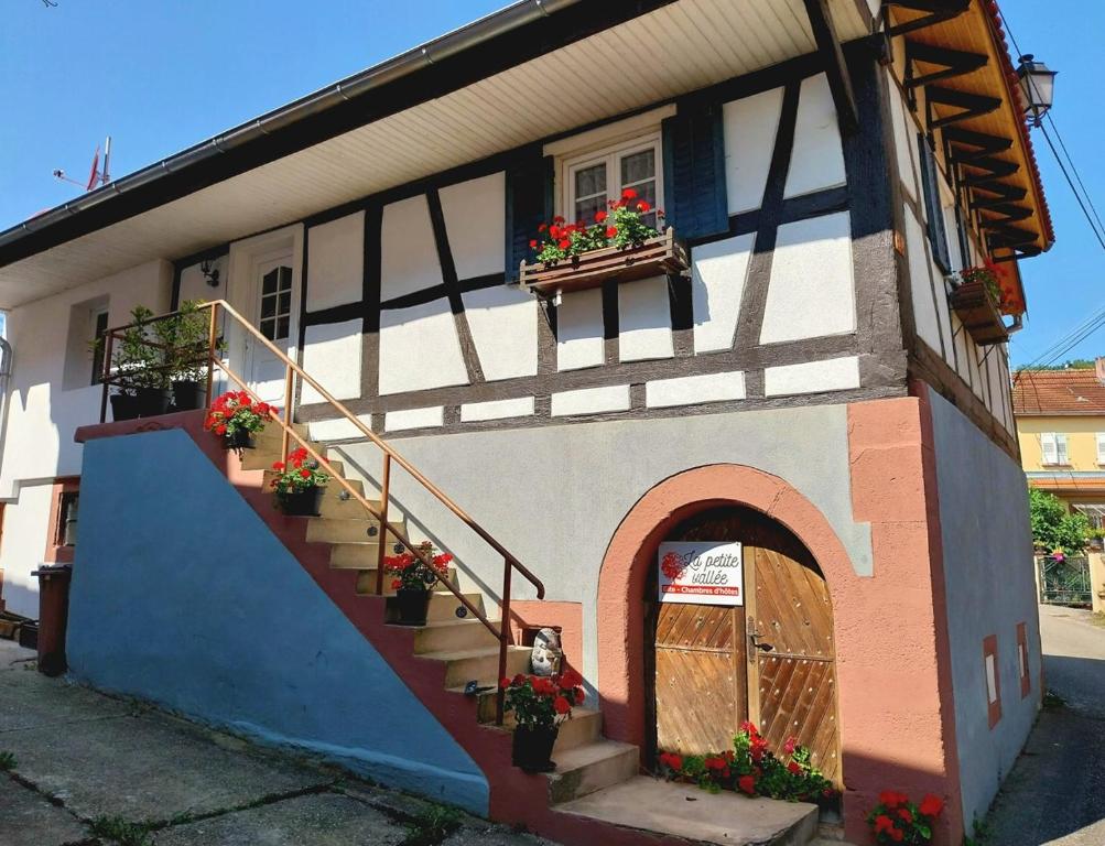La Petite Maison de la Petite Vallée - Two-Bedroom House